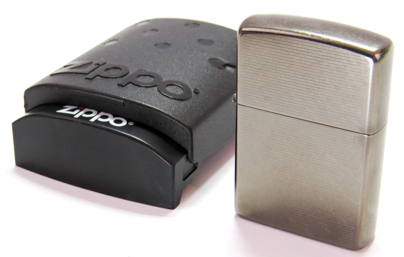 Zippo 2006 Horizontal Stripes Sealed Cigarette Lighter, Plastic Case/Book