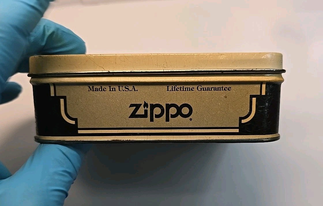 ZIPPO WINDY WHITE & RED COAT VARGA GIRL POLISHED CHROME LIGHTER UNFIRED IN BOX