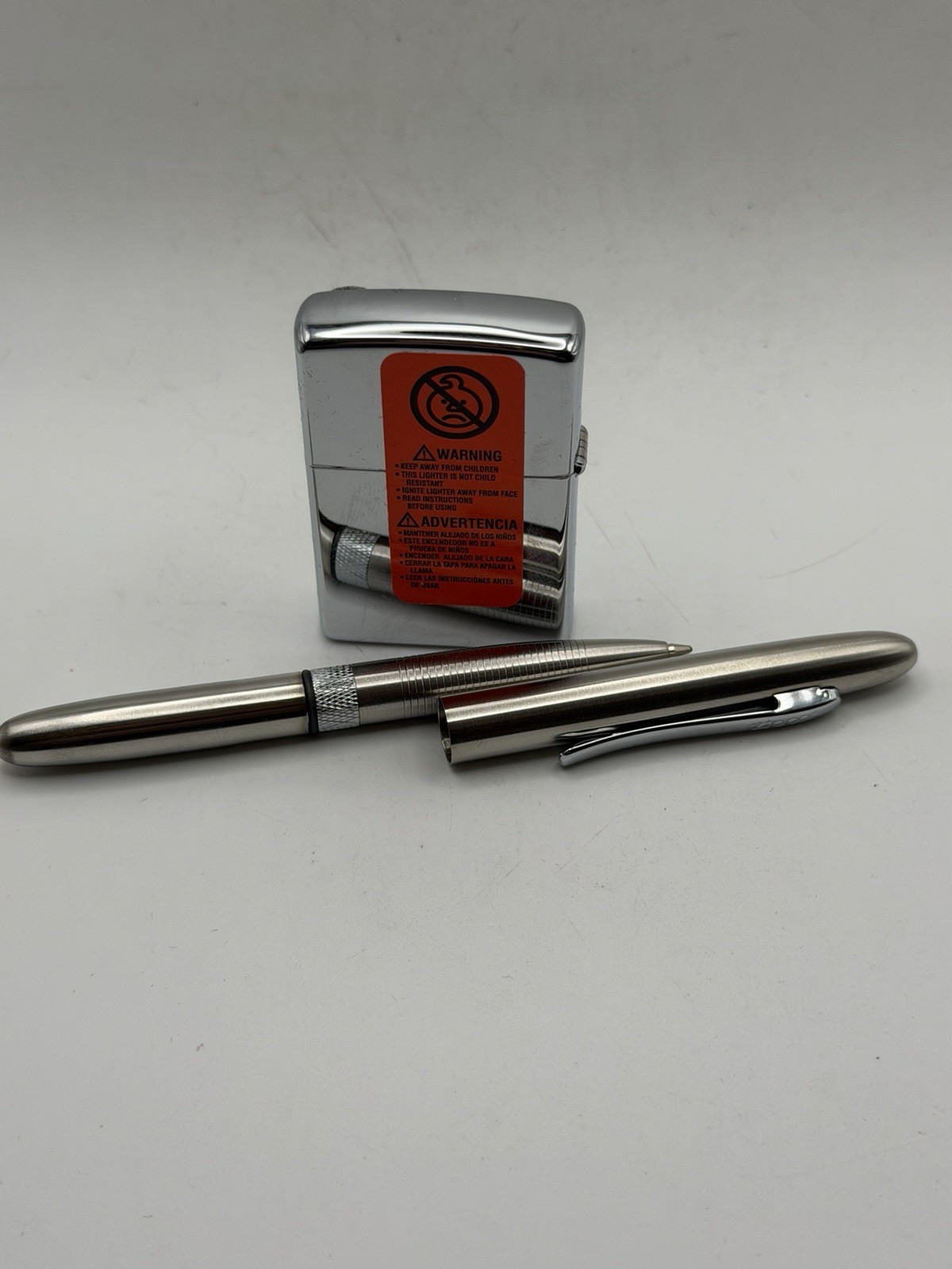 Vintage 2007 Blue Ford Oval High Polish Chrome Zippo Lighter & Pen Set New