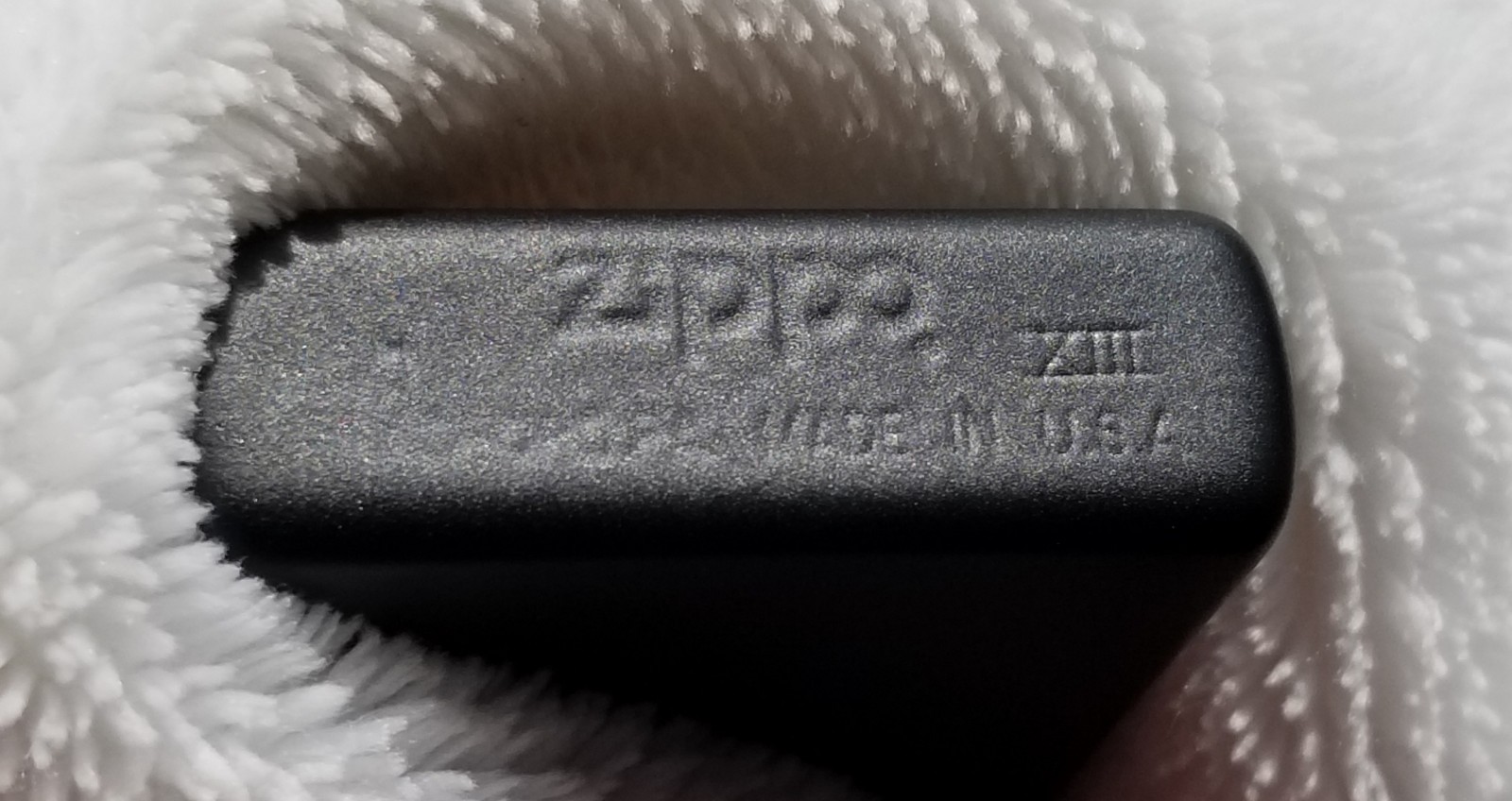 Zippo Lighter 1997 Energizer Bunny, Black Matte, New