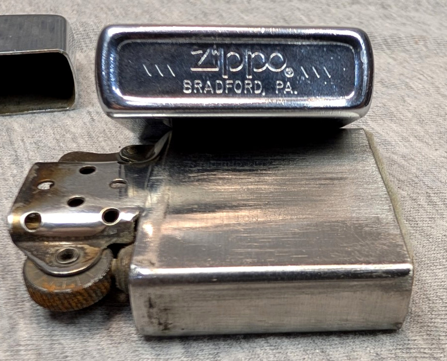 1984 Vertical Stripe Pinstripe Zippo Lighter Non Engraved P/R