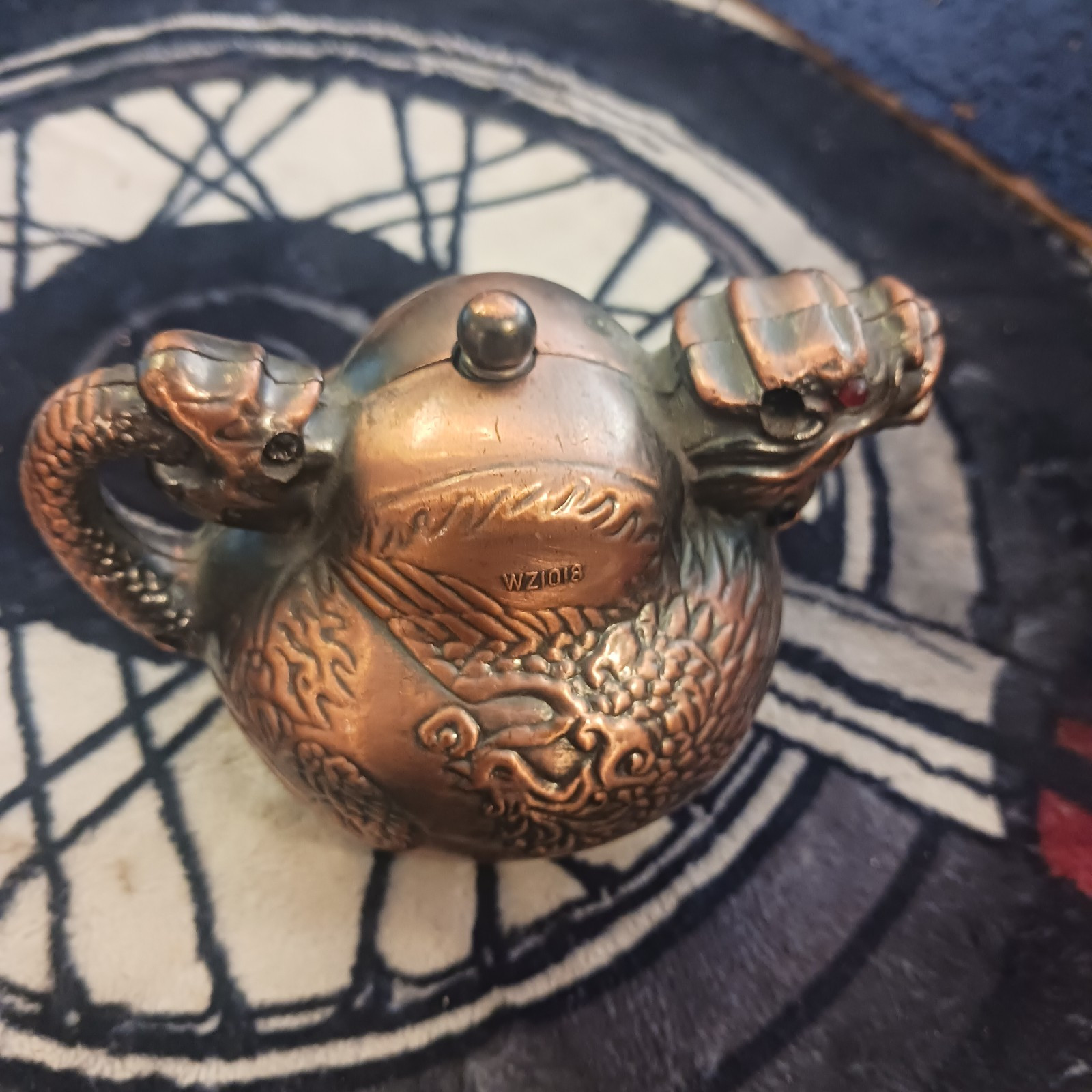 Copper Colored Chinese Dragon Lighter