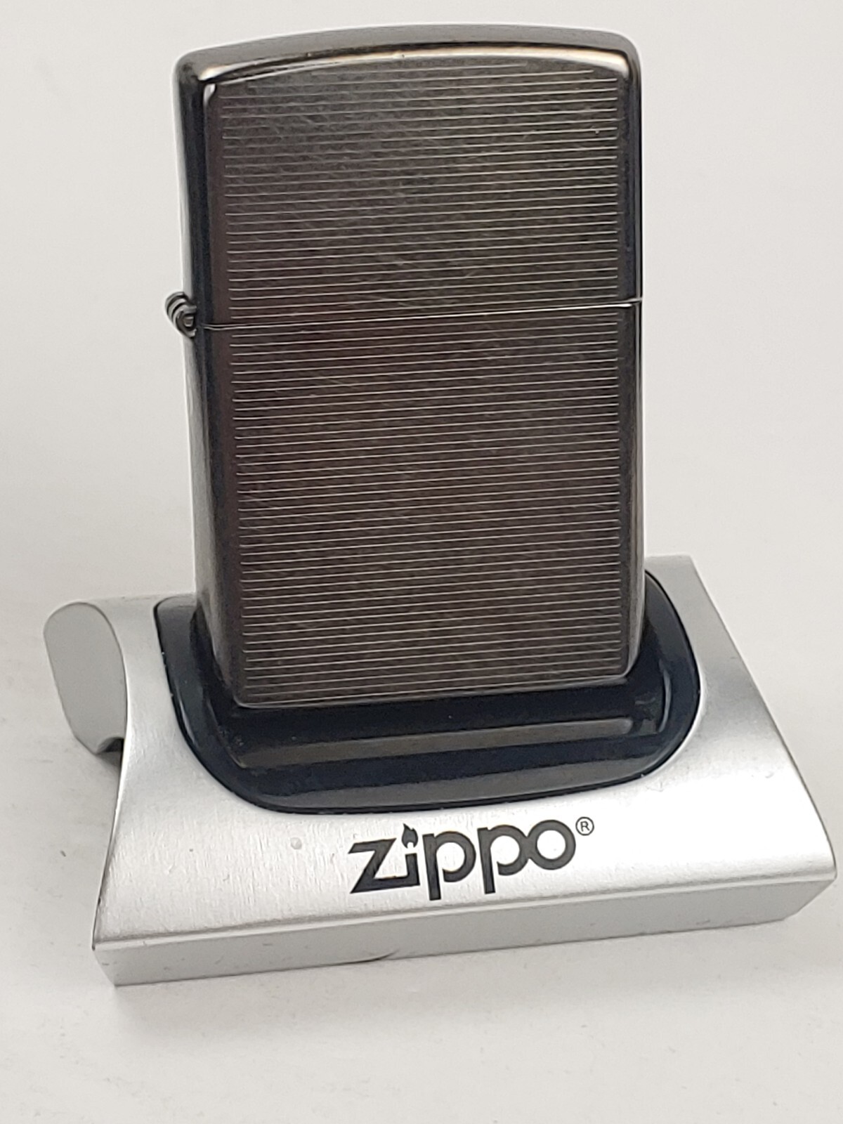 Zippo Marlboro Stripe Windproof Lighter w/ Zippo Black Leather Pouch in Gift Box