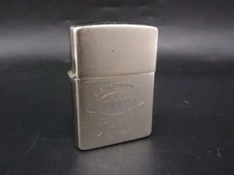 Zippo Vintage Oil Lighter 1992 Silver Tone 5.4cm Smoking Accessory USA Made