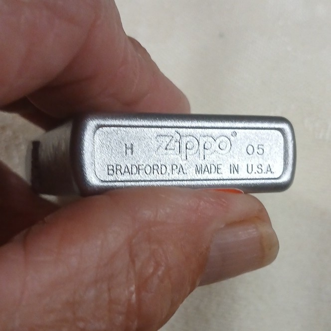 Zippo Engraved „MJC“ Lighter Decorative Scrollwork Edges Silver Collectible