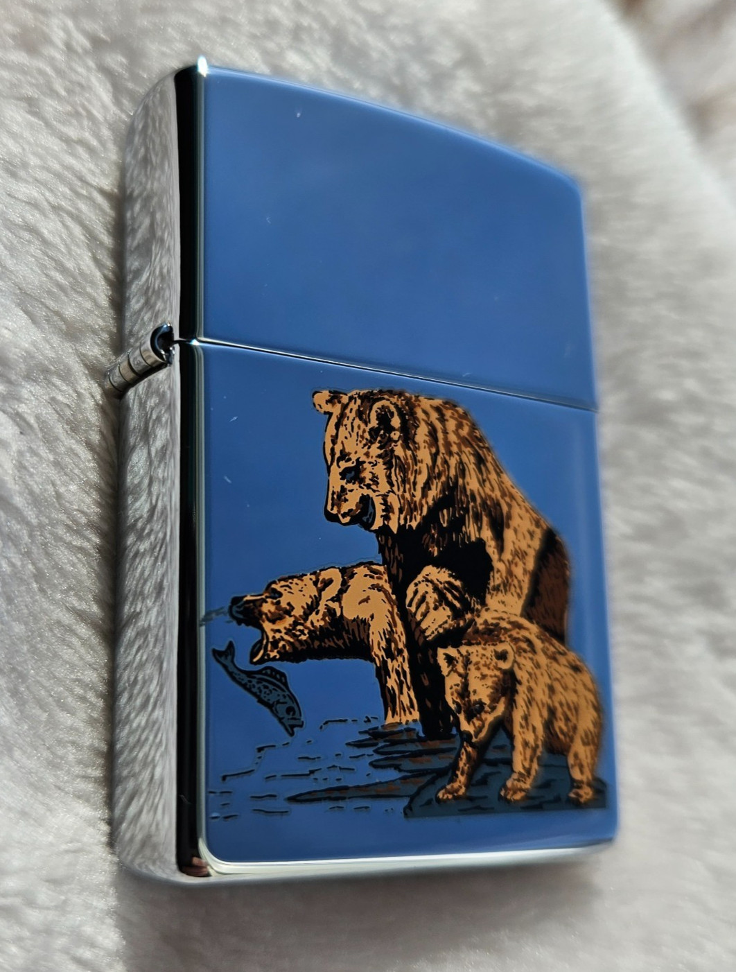 Zippo Lighter 2004 Grizzly Bear Mother And Her 2 Cubs, France-Spain Market, New