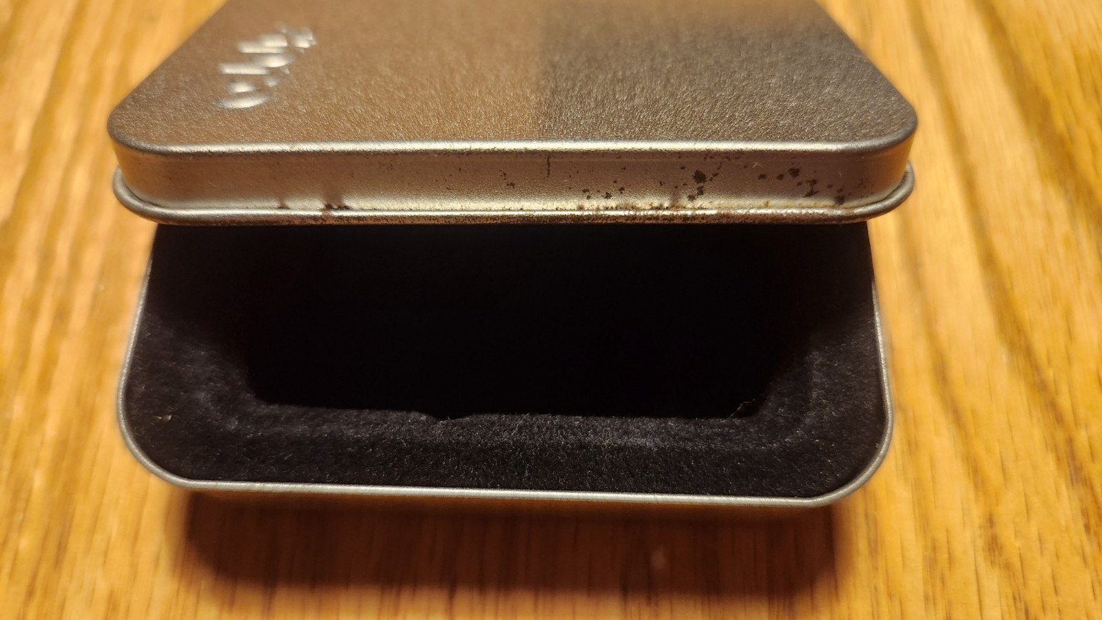 Vintage Zippo FULL HOUSE Tin Box – USED – 254BBS B151