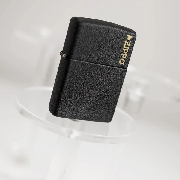 Zippo Classic Black Crackle® Zippo Logo 236ZL