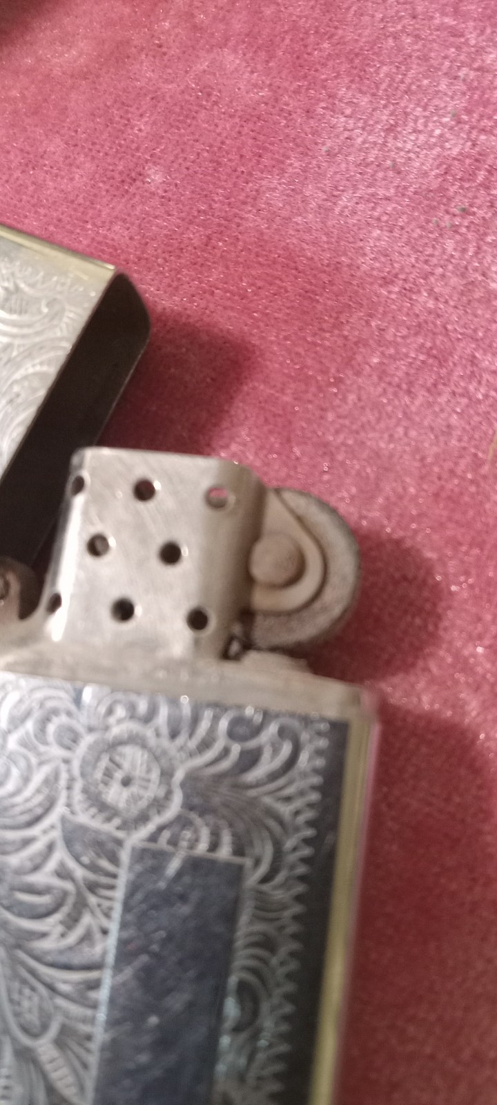 Two Vintage silvertone Zippo Lighter Slim Florentine & Plaid Zippo No engraving