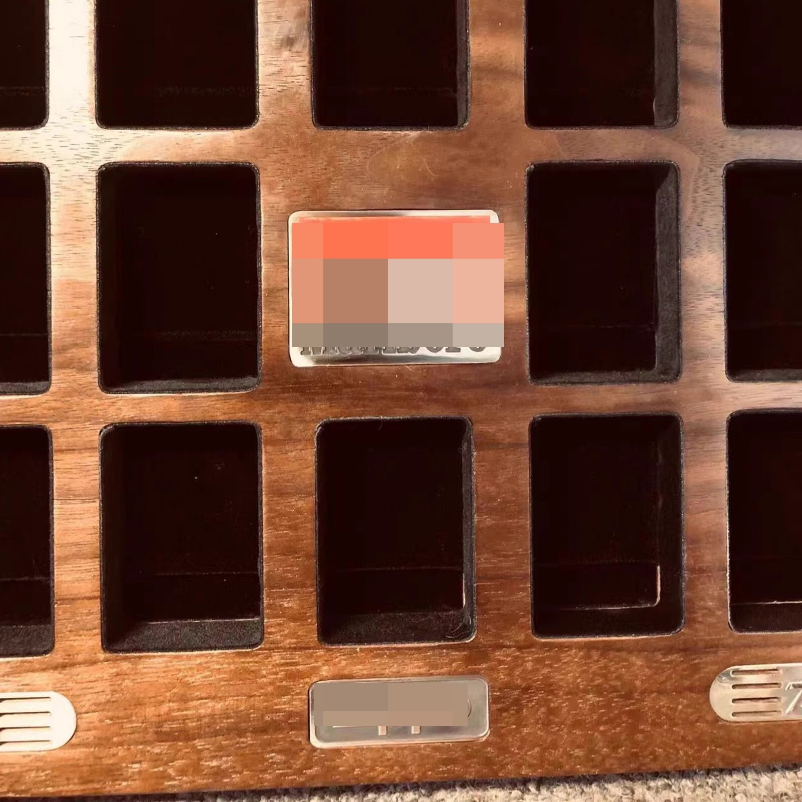 20 Slot Advanced Black Walnut Collection Display Case – For Zippo Lighters