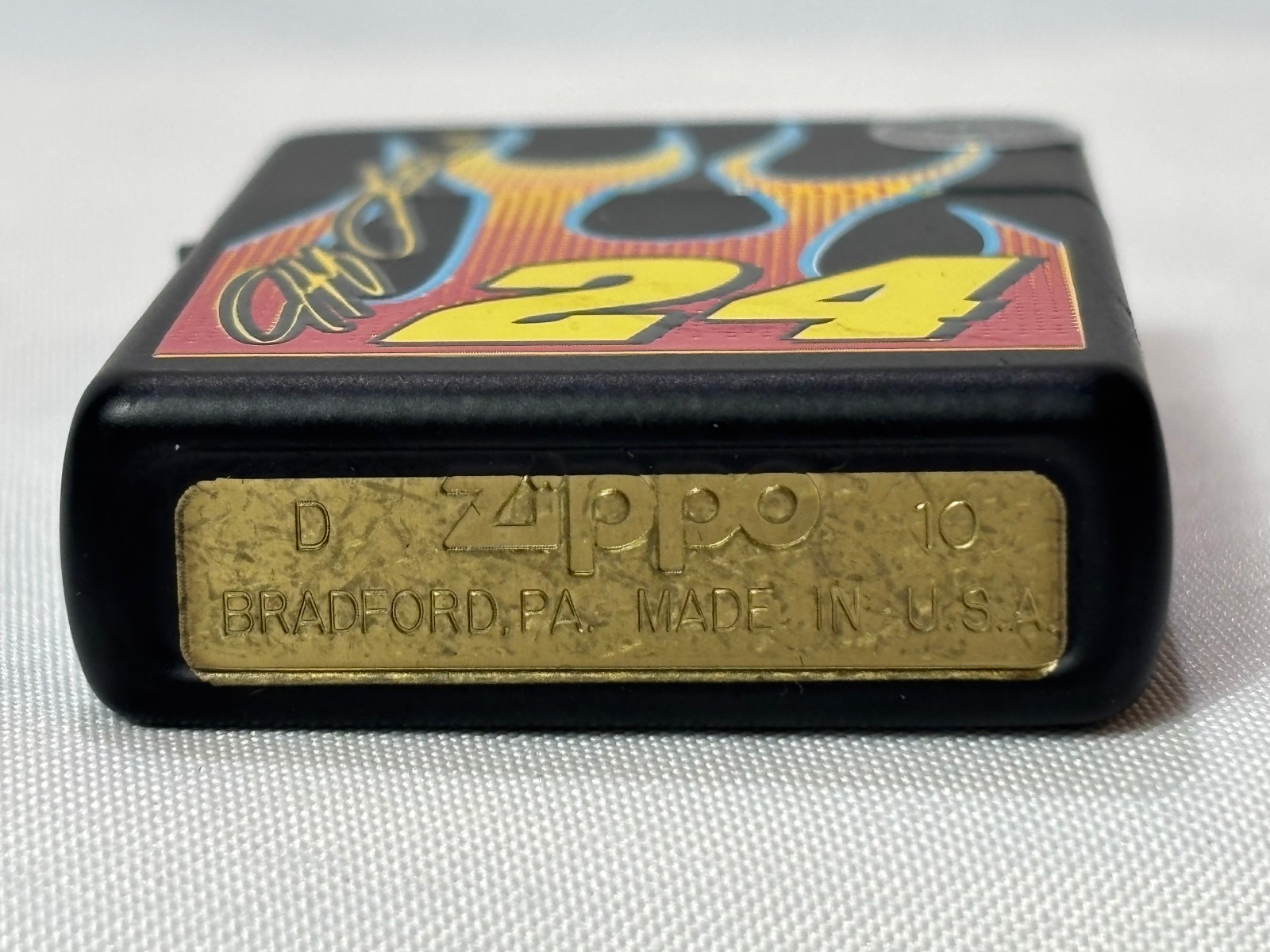 2010 Zippo Lighter JEFF GORDON #24 Nascar Flames Sticker Sealed In Tin