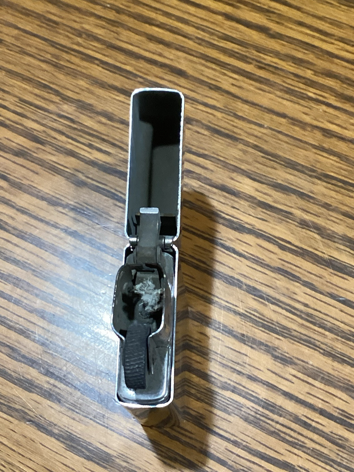 Zippo Vintage Thin Stripe Flip Top Lighter