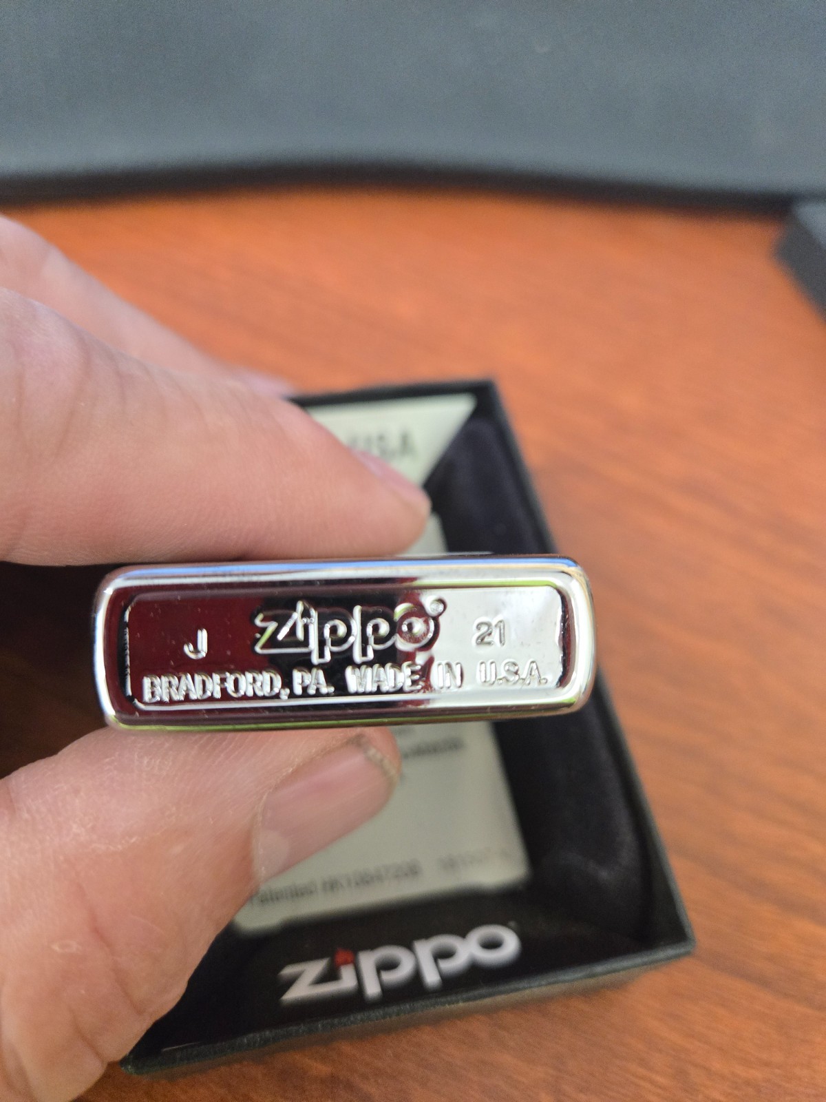 Zippo Classic High Polish Chrome Windproof Pocket Lighter, 250