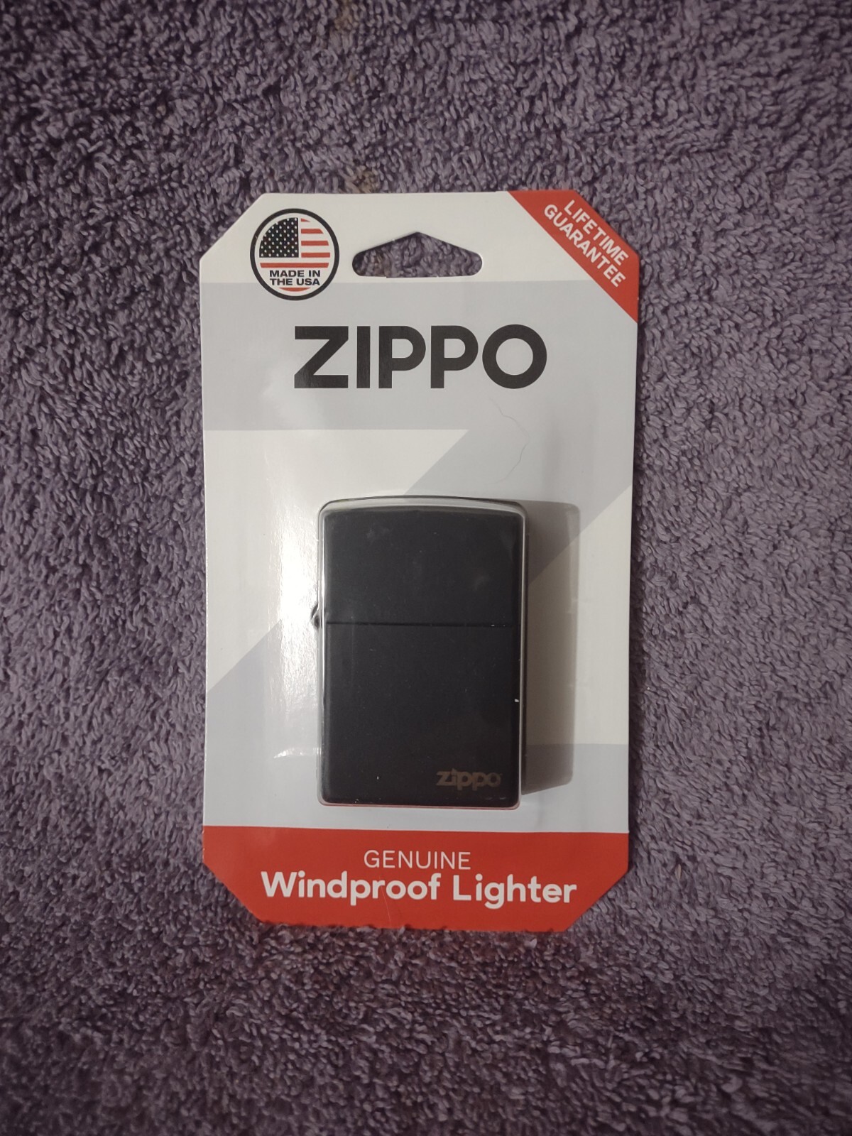Brand New Zippo Genuine Windproof Lighter #218 Classic Black Finish Sealed