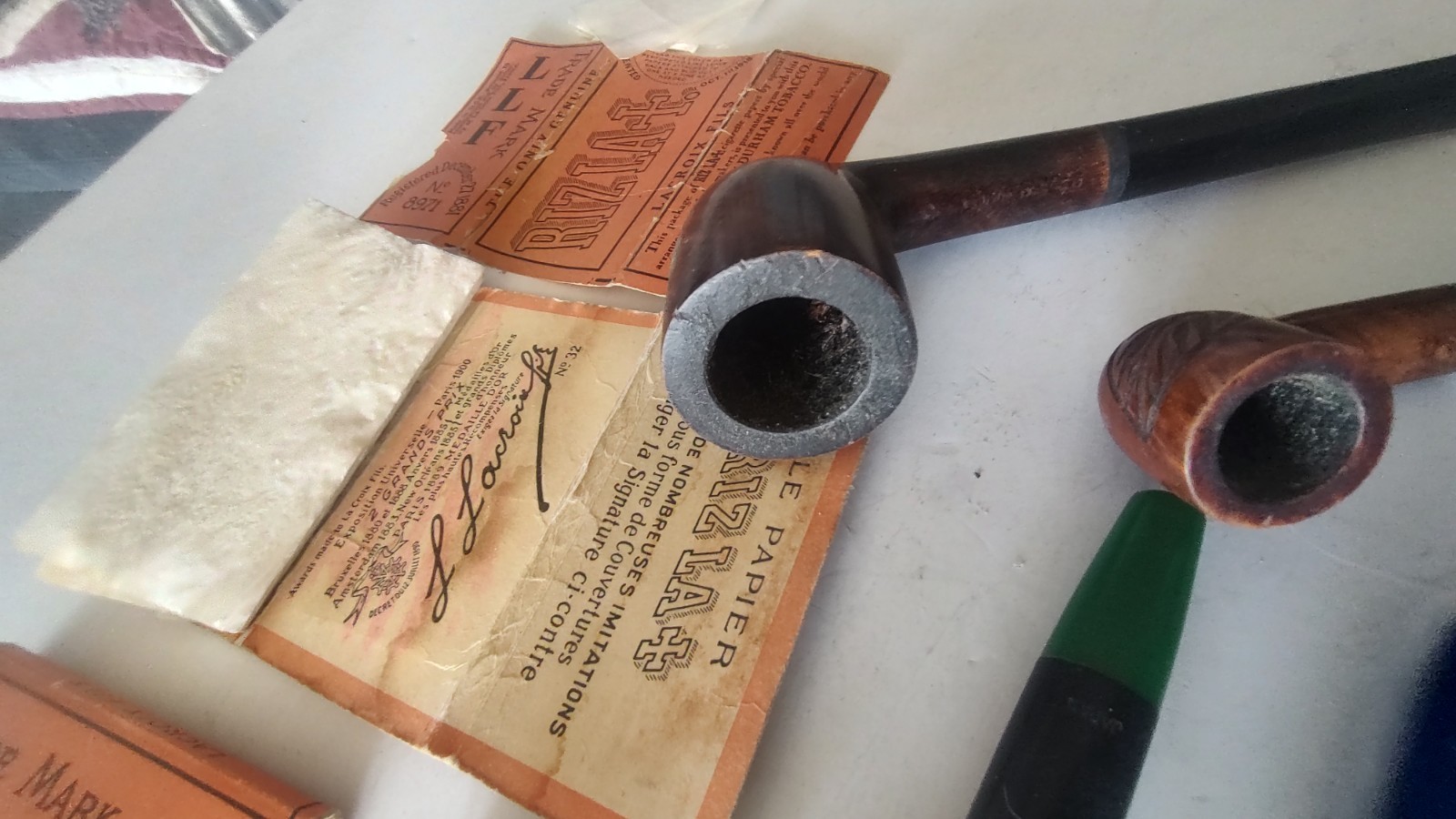 Zippo Lighter, Antique Lighter , Tobacco Papers , Vintage Smoke Pipie.