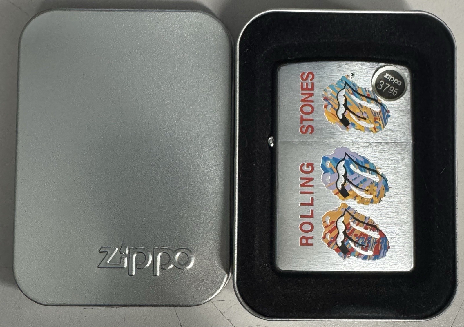 ZIPPO 2003 ROLLING STONES 3 TONGUES BRUSHED CHROME LIGHTER SEALED IN BOX G285