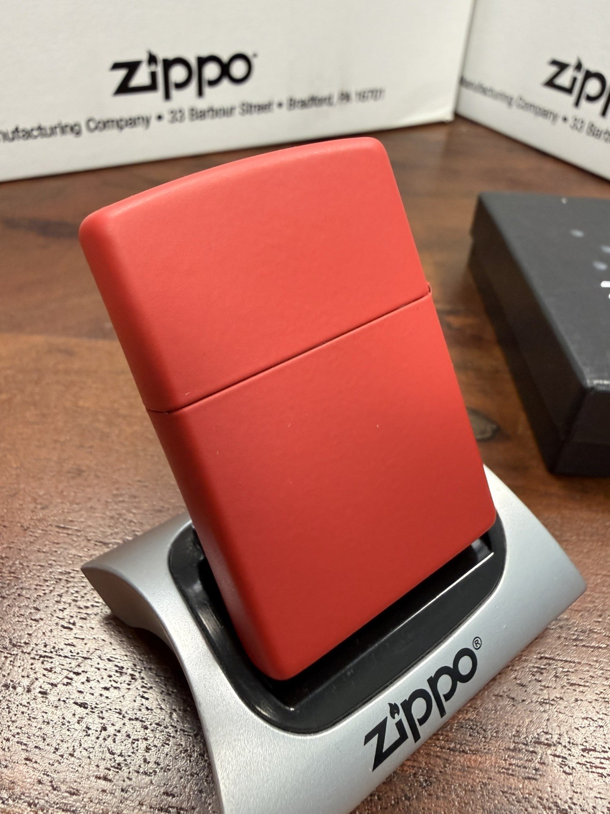 GENUINE Zippo Lighter Snap-on Tools Truck 3-D TEXTURE WHEELS Red Matte 2022 NEW