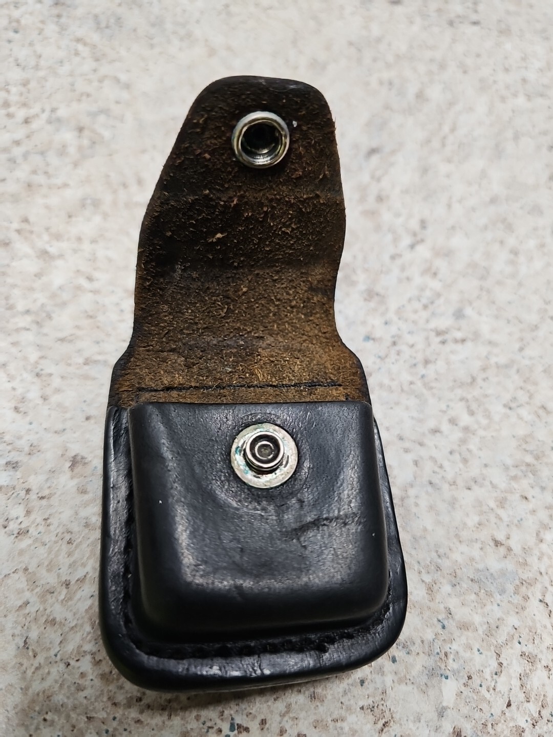 Vintage 1977 ||| ZIPPO || With Black Leather Case For Belt