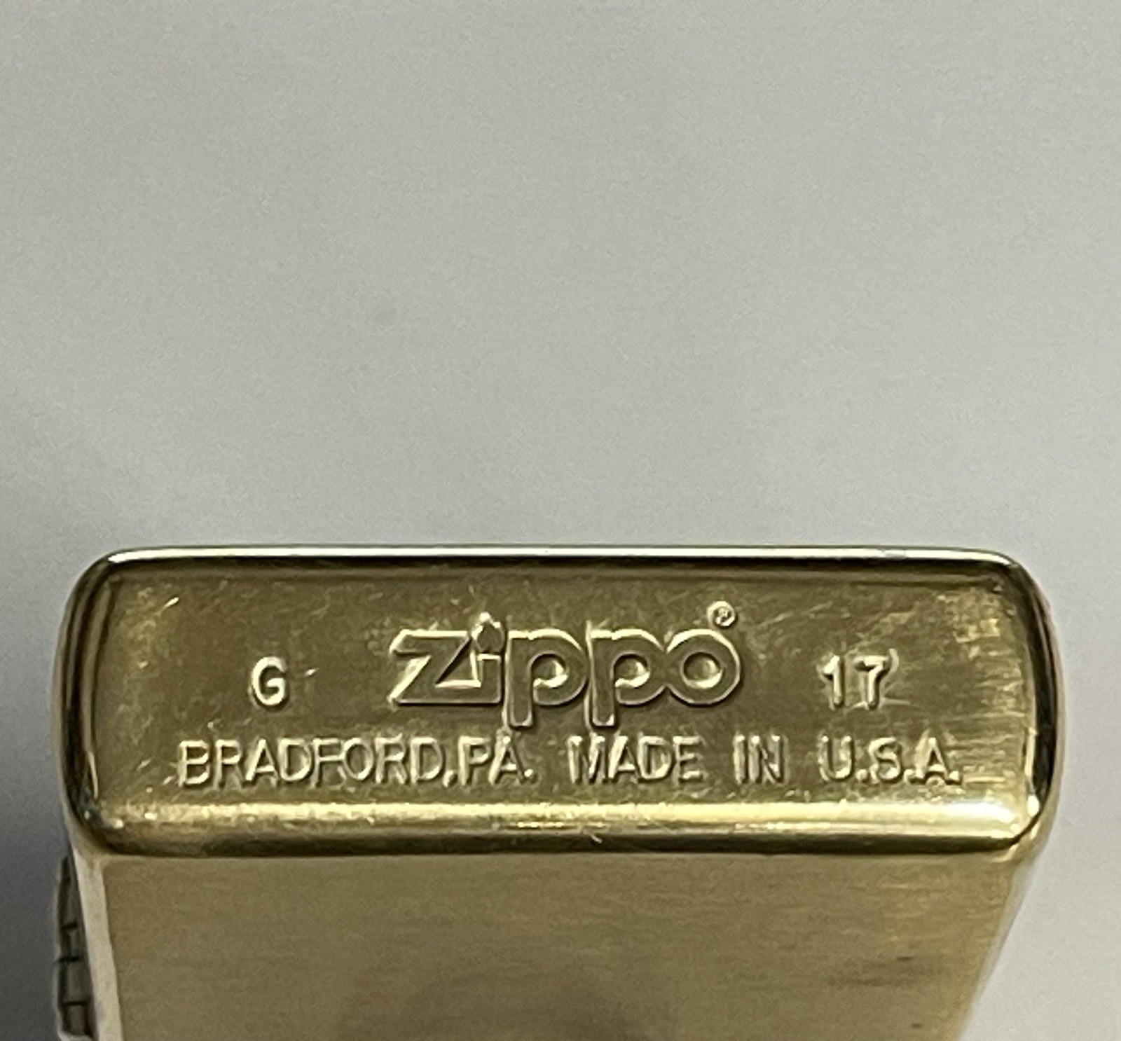 ZIPPO 2017 COAT OF ARMS GRIFFIN BRUSHED BRASS LIGHTER DRY FIRED IN BOX A160
