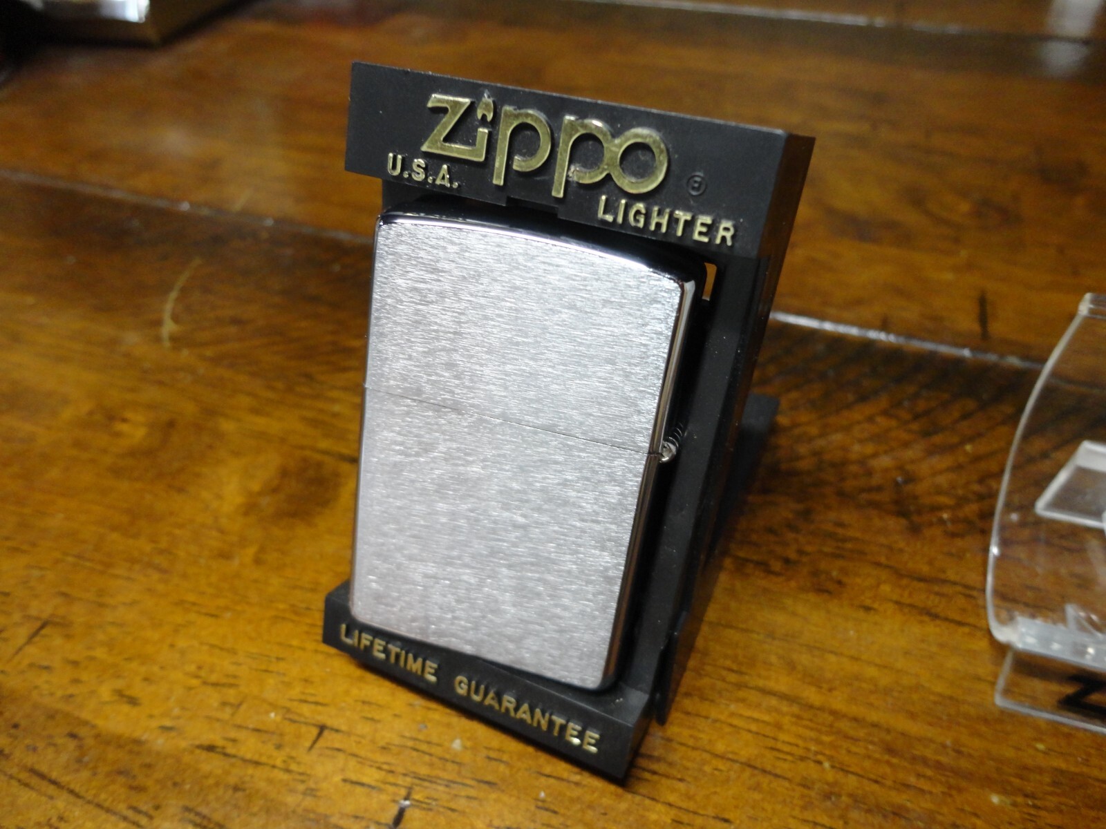 CAMEL CIGARETTES BATHING BEAUTY PINUP GIRL ZIPPO LIGHTER MINT IN BOX 1997
