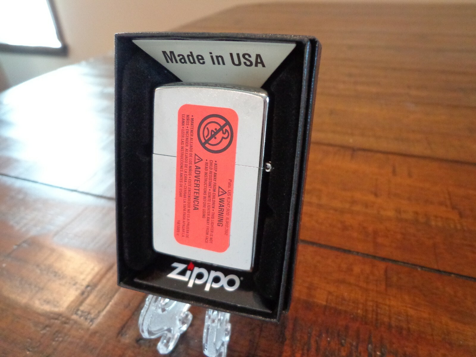 FOUR LEAF CLOVER 4 LEAF LUCKY SKULL STREET CHROME ZIPPO LIGHTER MINT IN BOX