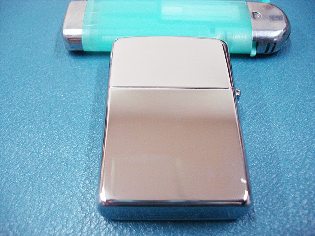 Snap-on ZIPPO Lighter Silver Etched Polished Chrome 57x37mm