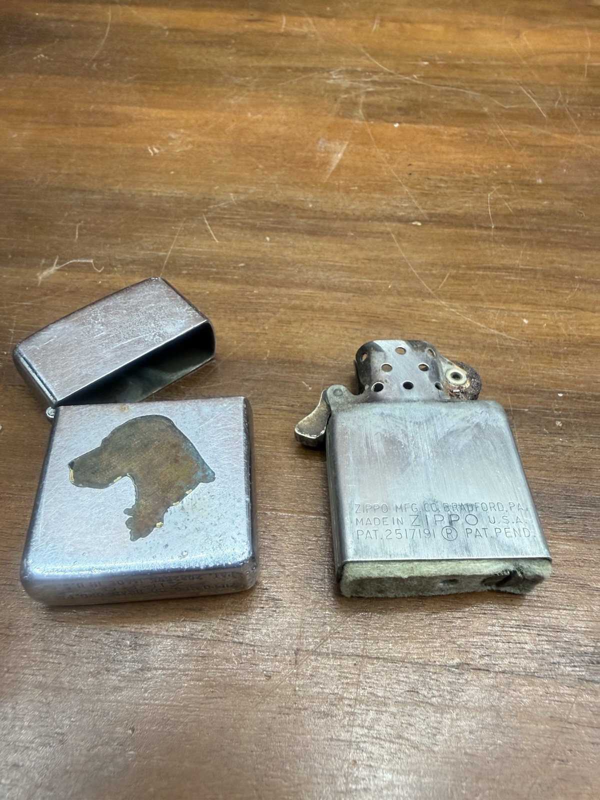Vintage Zippo Town & Country Setter Dog Lighter Pat 2032695 As Is Rare
