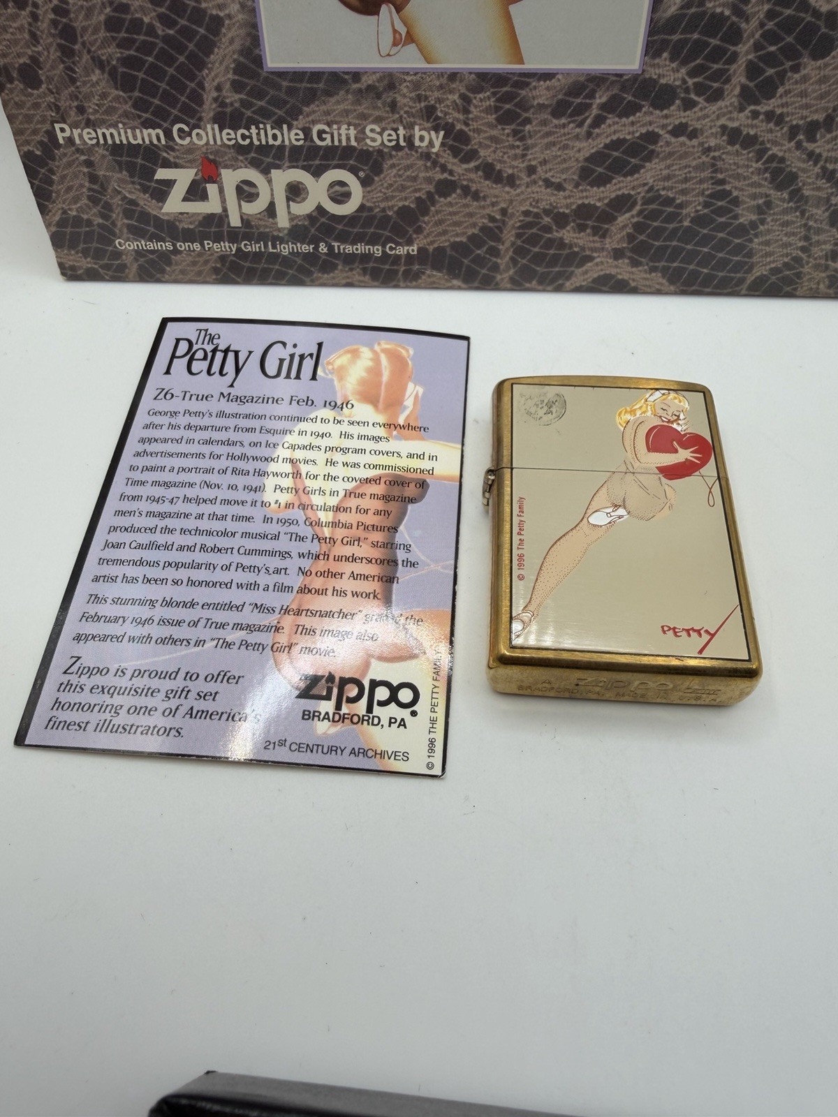 Vintage 1997 Petty Girl Heart Pinup Brass Zippo Lighter NEW