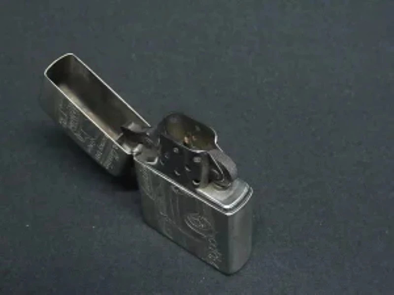 Zippo Vintage Oil Lighter 1993 Silver Tone 5.4cm Smoking Accessory USA Made
