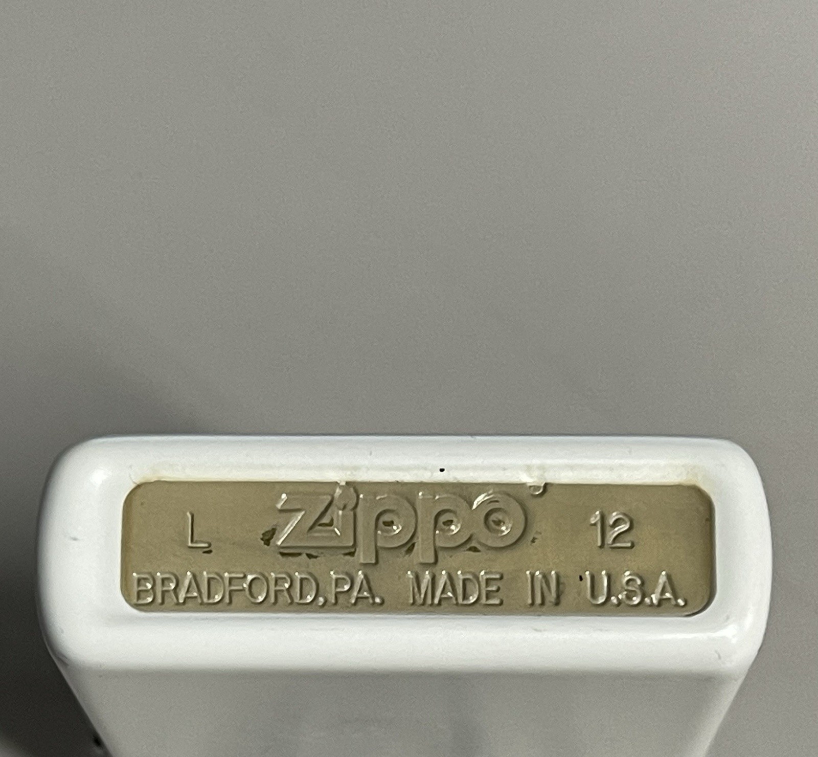 ZIPPO 2012 ZIPPO FLINTS 12 FOR 25¢ LOGO WHITE MATTE LIGHTER UNFIRED IN BOX A452