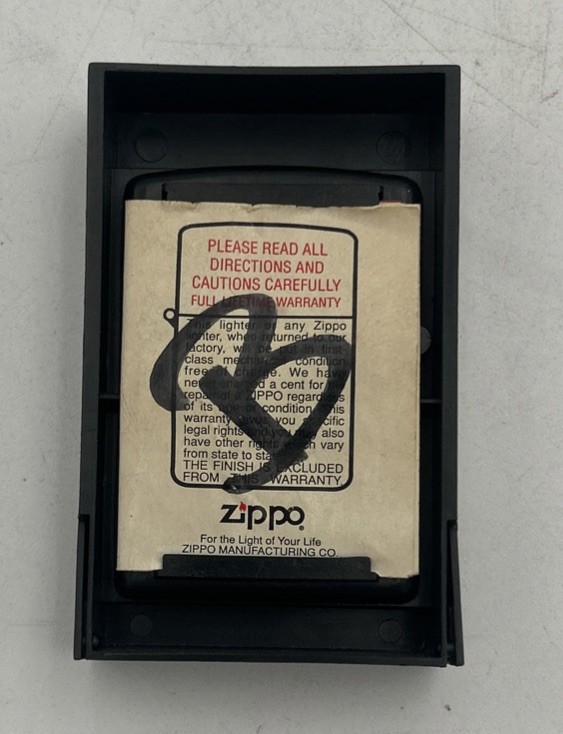 Zippo Classic Matte Black Lighter – 218-002801 High Life Hard Rock Cafe