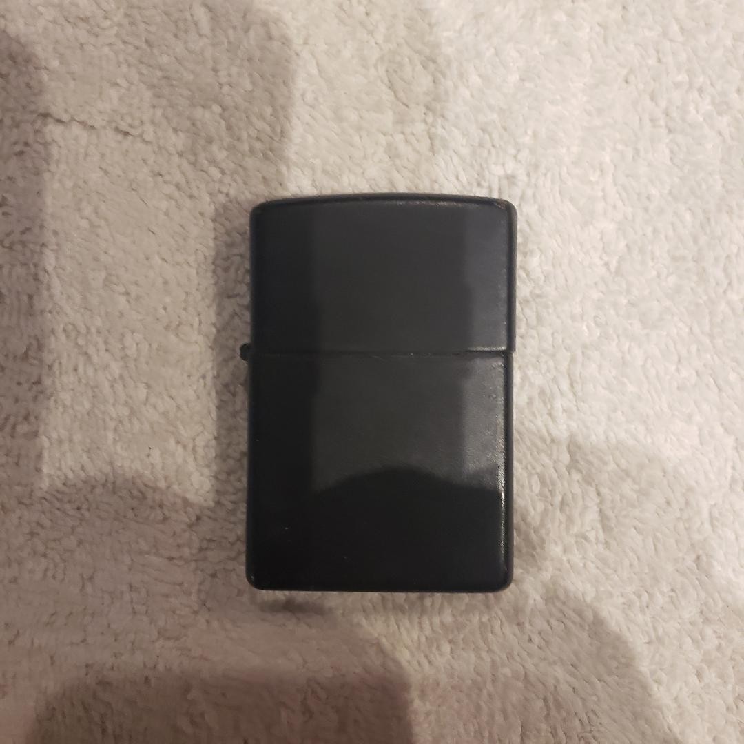 ZIPPO CLASSIC MATTE BLACK LIGHTER BRADFORD PA MADE IN U.S.A.