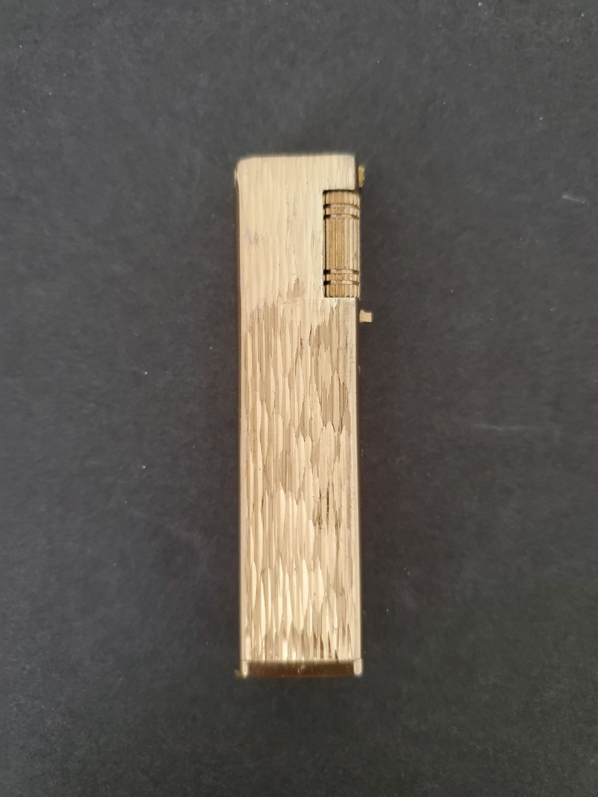 *NEW* VINTAGE BRAVO LIGHTER textured goldtone