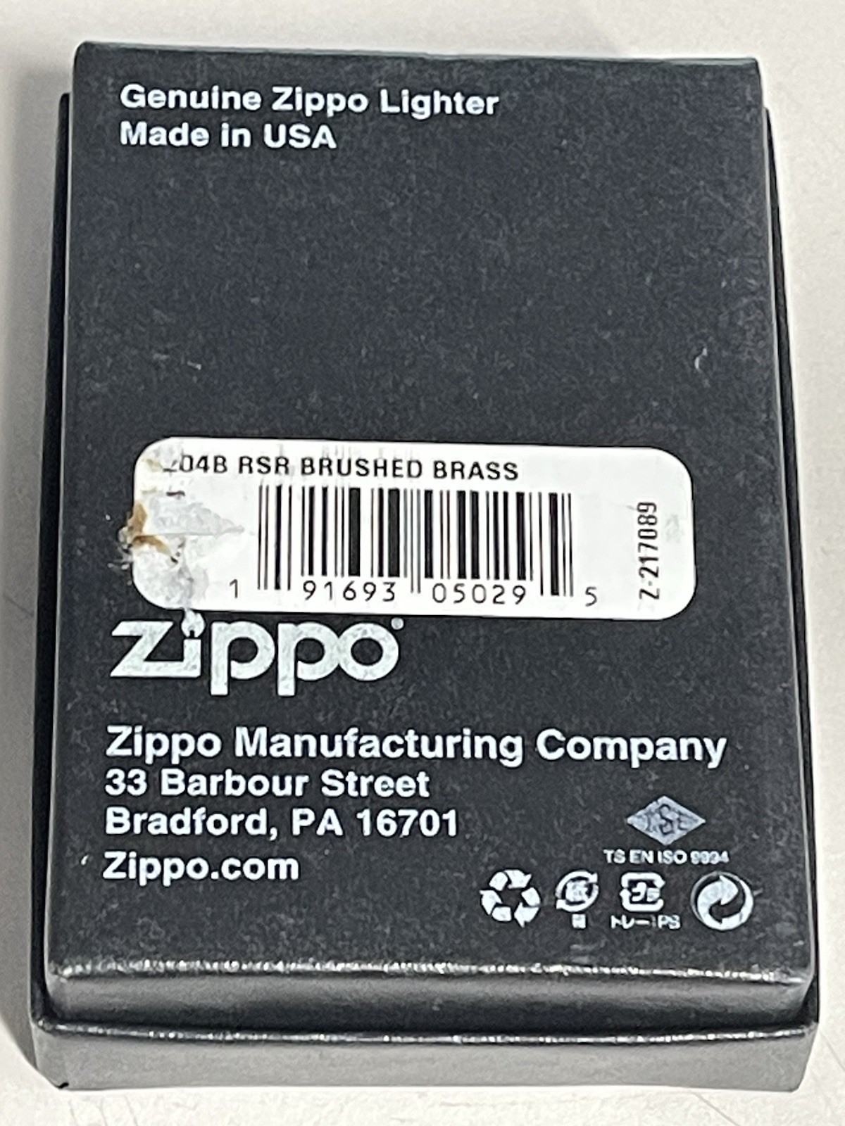 ZIPPO 2017 COAT OF ARMS GRIFFIN BRUSHED BRASS LIGHTER DRY FIRED IN BOX A160