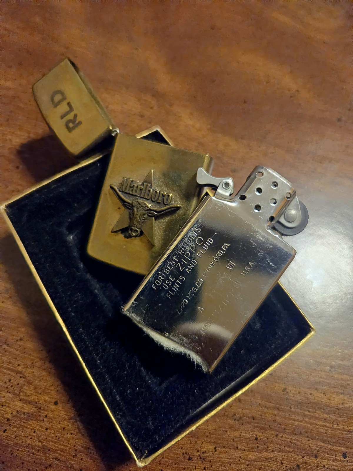 Zippo Marlboro Solid Brass Windproof Cigarette Lighter with Box Cigarettes Theme
