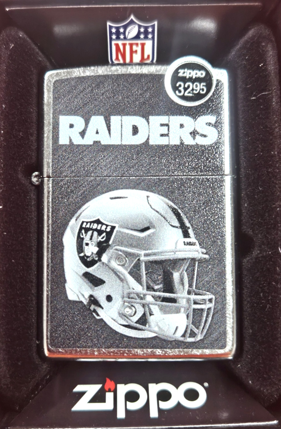 Zippo 48435 NFL Las Vegas Raiders Helmet Logo Silver Lighter New old stock