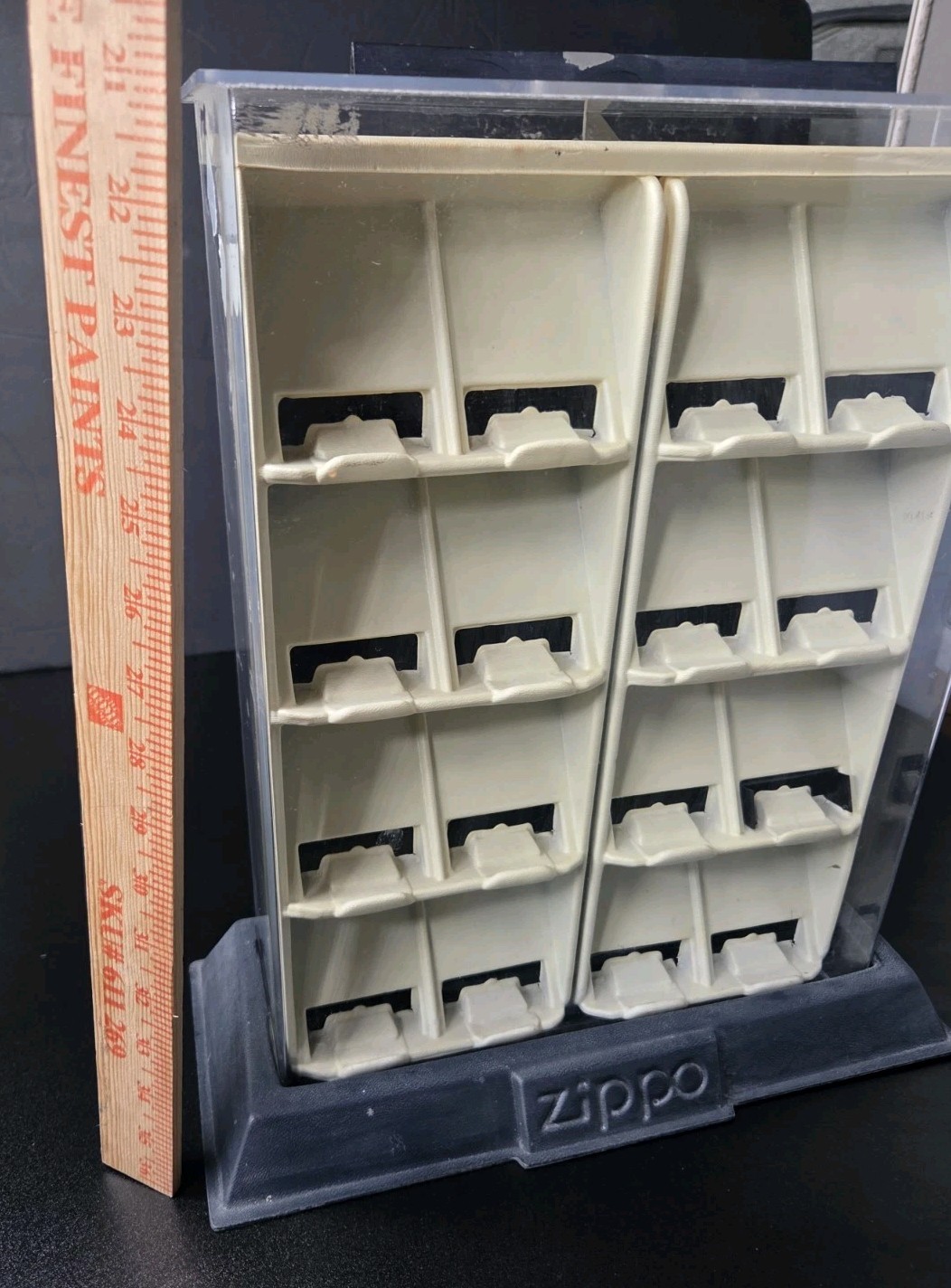 Vintage Zippo Countertop Dealer Acrylic 16 Lighter Display Case with keys