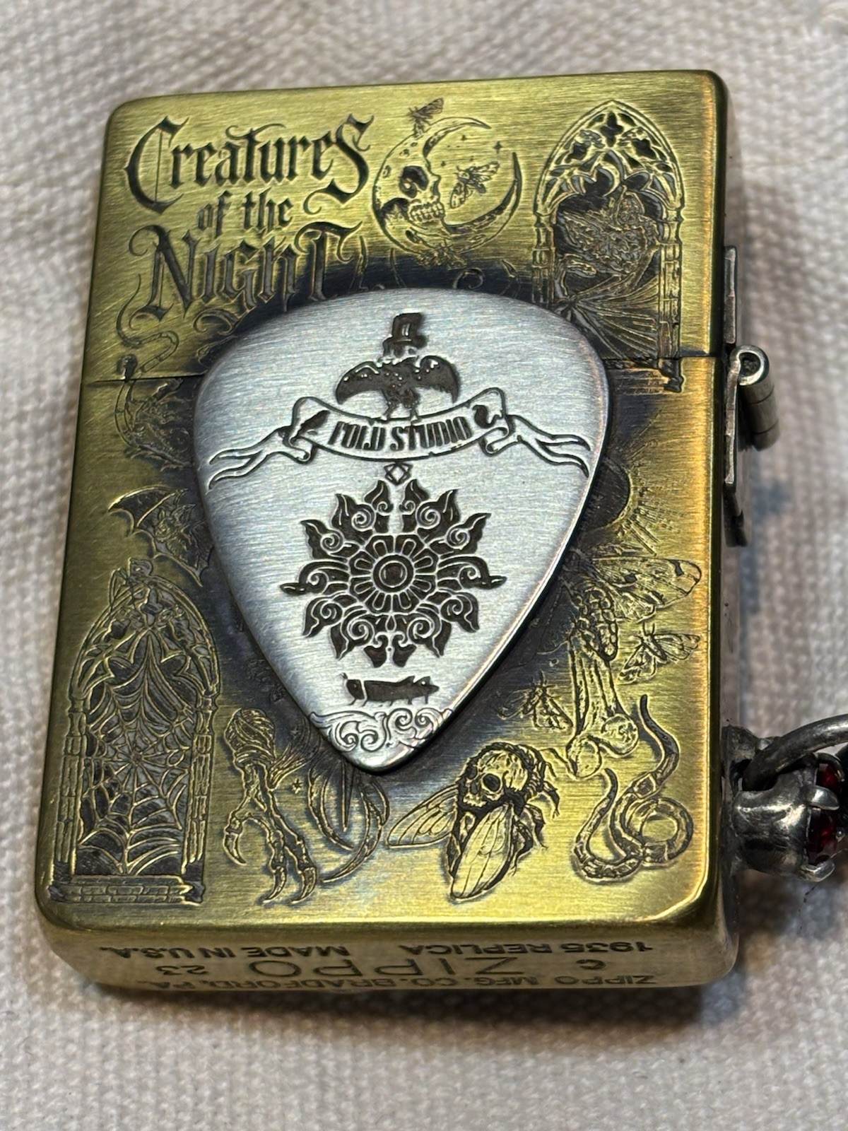 RARE Handmade. Heavy Sterling stamp. Guitar 1935 Zippo 2-side velvet Box