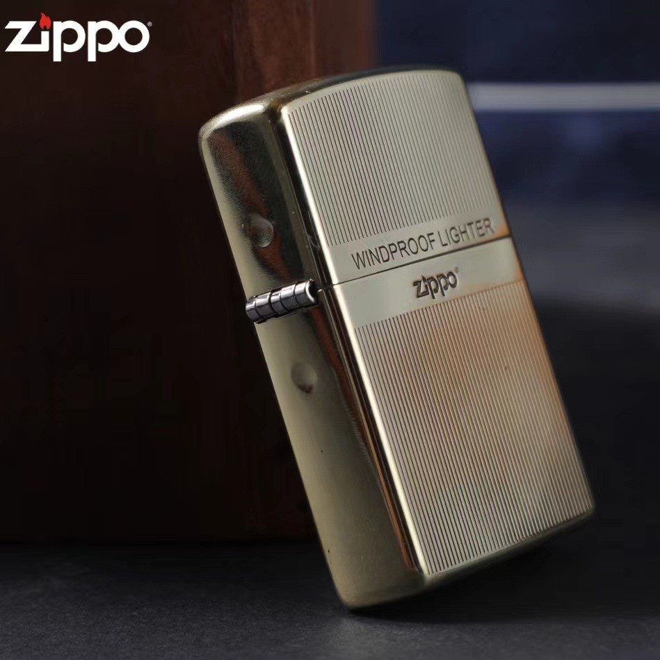 Zippo Vertical Stripe Gentleman Lighter – Gift & Collectible