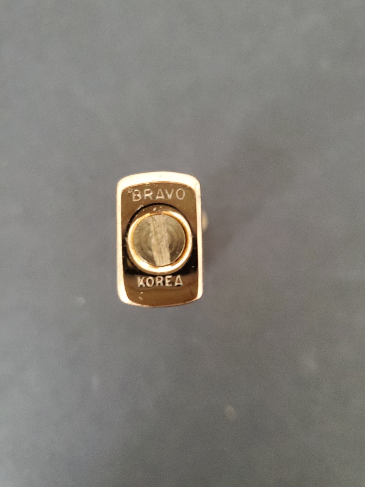 *NEW* VINTAGE BRAVO LIGHTER textured goldtone
