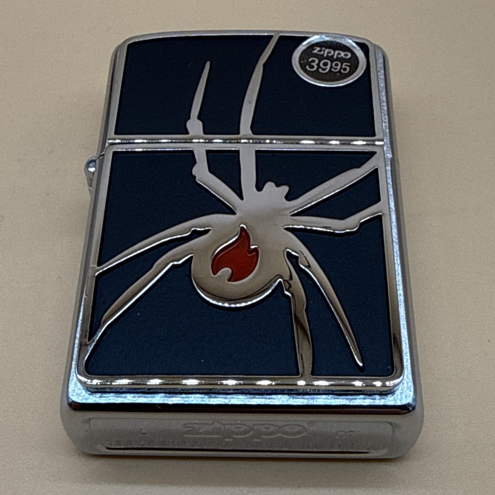 2007 Zippo Lighter Black Widow Spider Bradford USA New READ
