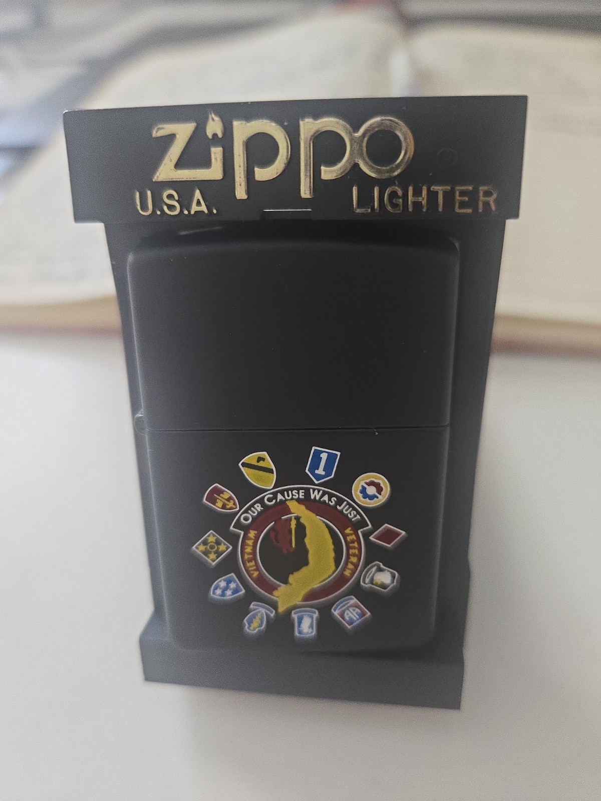 Zippo 2000 Vietnam Veterans Our Cause Was Just Army Division Patches Rare