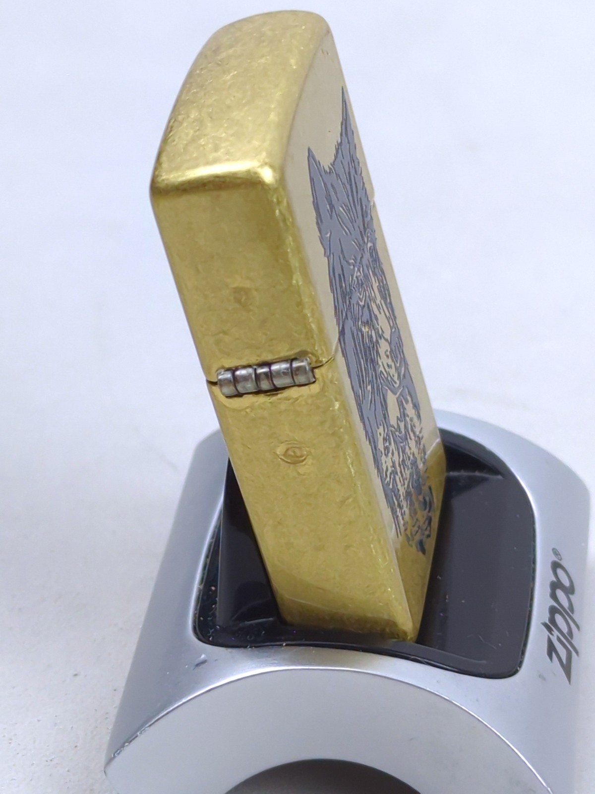ZIPPO WOLF Design on Classic STREET BRASS Lighter w/ Insert, OCT (J) 2024, NEW