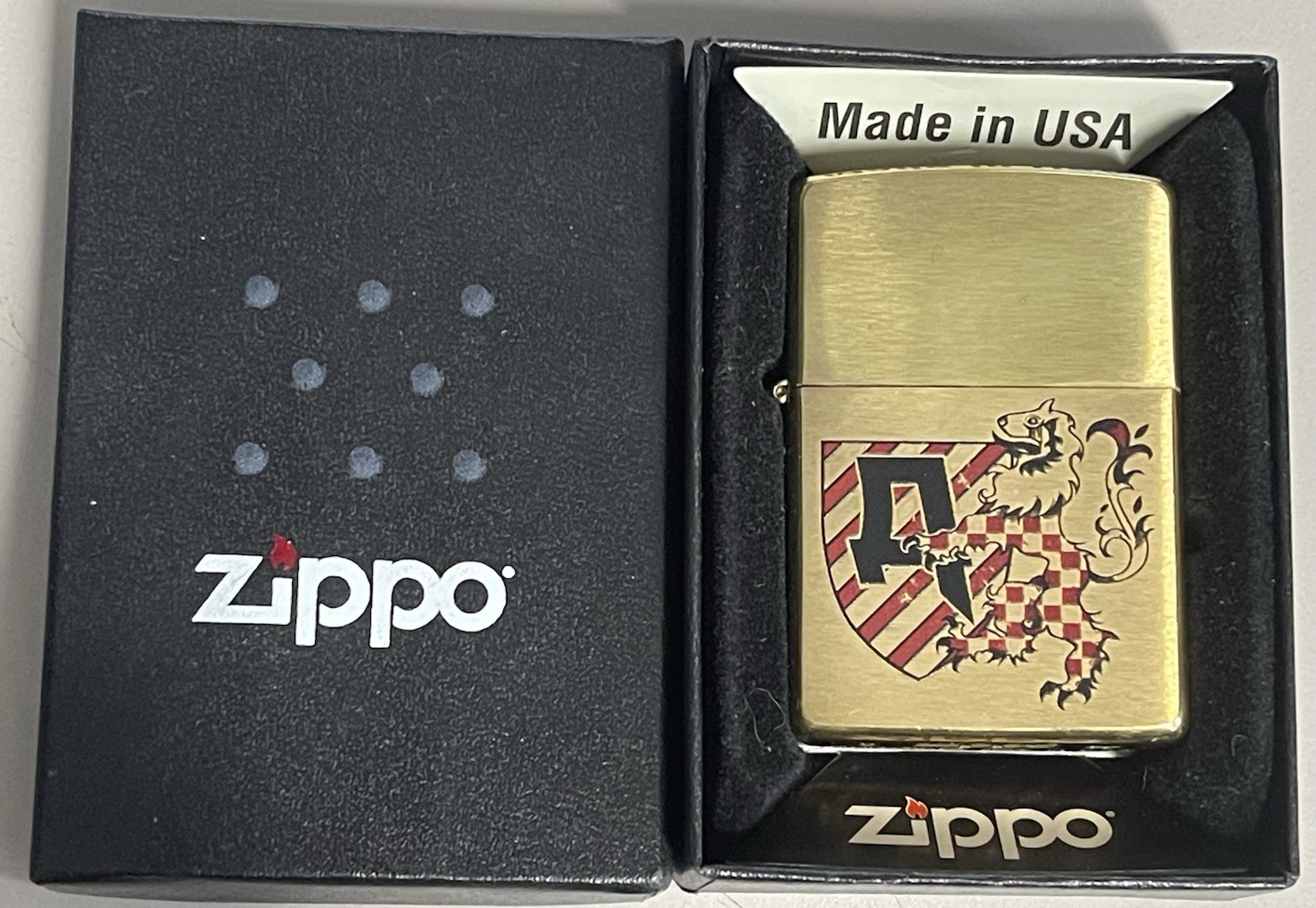 ZIPPO 2017 COAT OF ARMS GRIFFIN BRUSHED BRASS LIGHTER DRY FIRED IN BOX A160