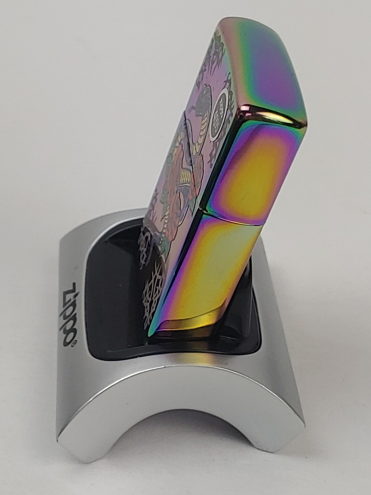 Zippo 48395 Snake w/ Roses Tattoo on Multi-Color Spectrum Lighter – APR (D) 2022