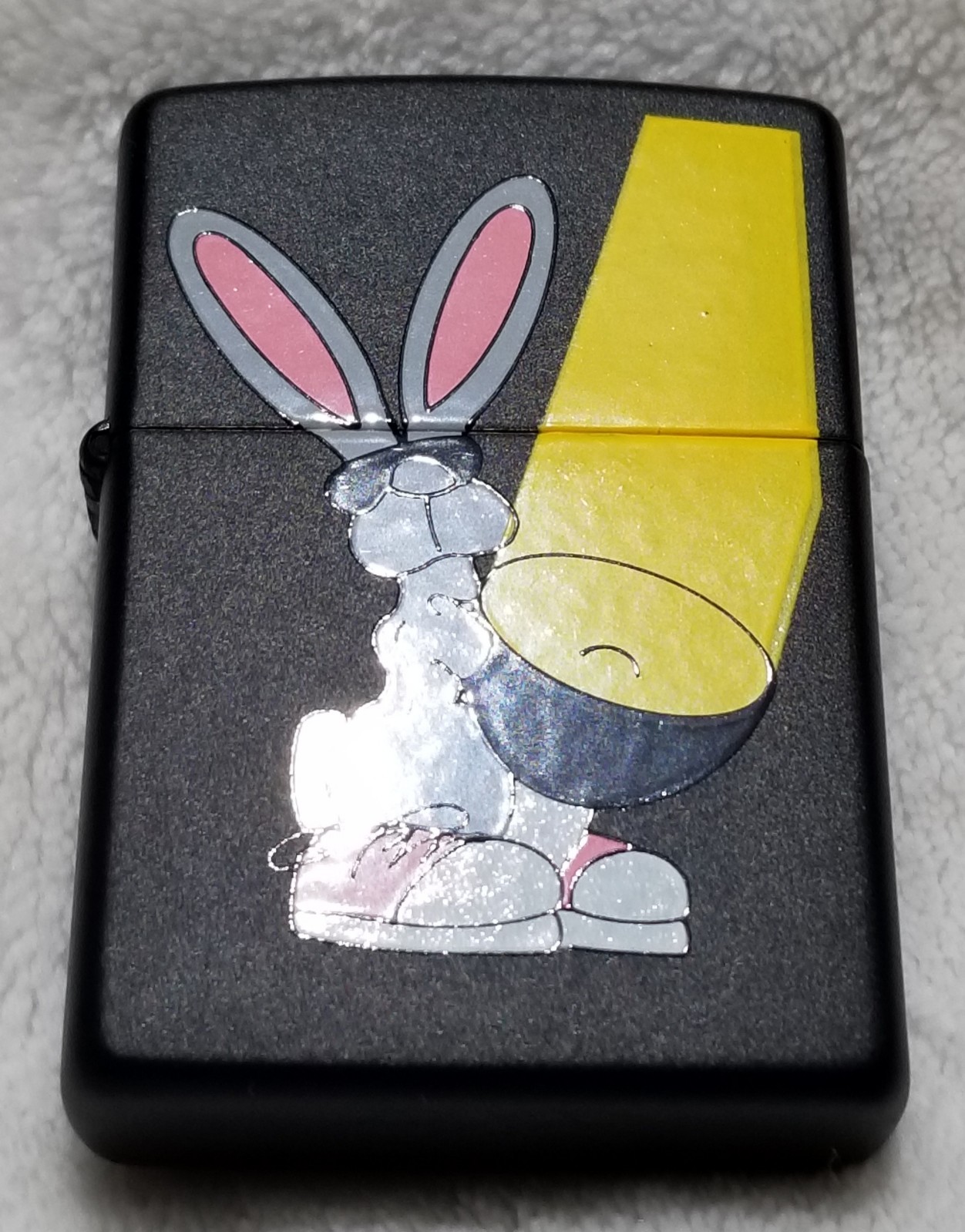 Zippo Lighter 1997 Energizer Bunny, Black Matte, New