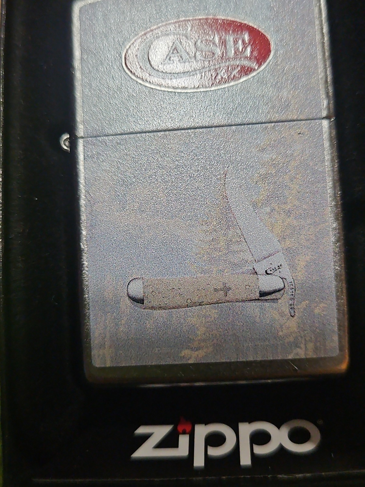 CASE XX RUSSLOCK FEATURED * ZIPPO LIGHTER * NEW AND UNFIRED