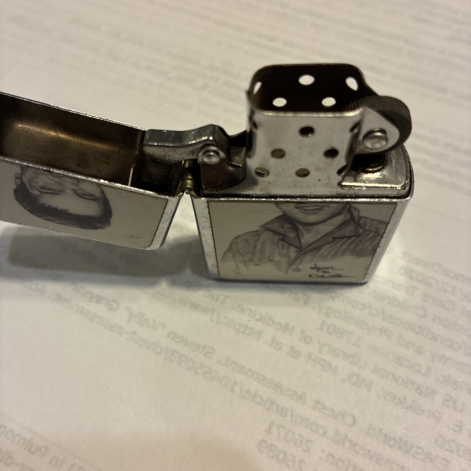 Elvis Presley 2 1/4″ High 1 1/2″ Wide Victor Chrome Lighter
