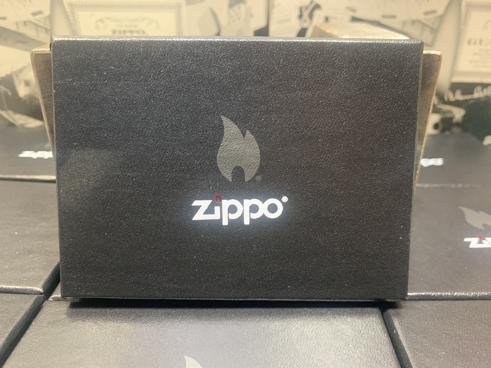 ZIPPO EMPTY BLACK INCLUDE 2 PSC ZIPPO LIGHTER BOX