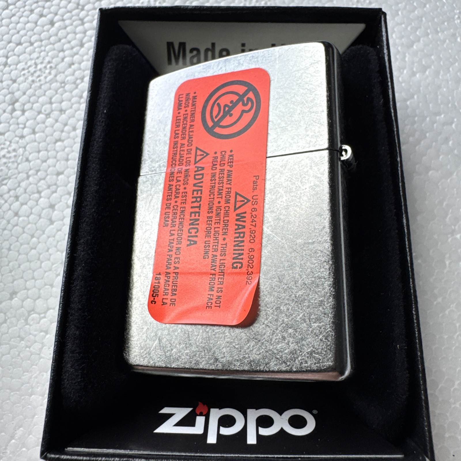 Zippo Lighter United States Flag Patriotic – 29722 – Red White Blue – New